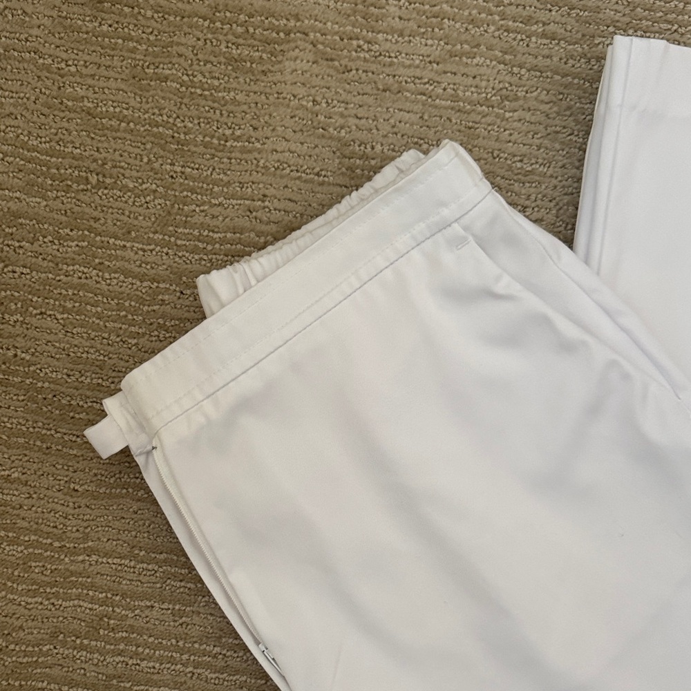 CB Collections White Wide Leg Pants, Size 12 short. - Picture 2 of 11